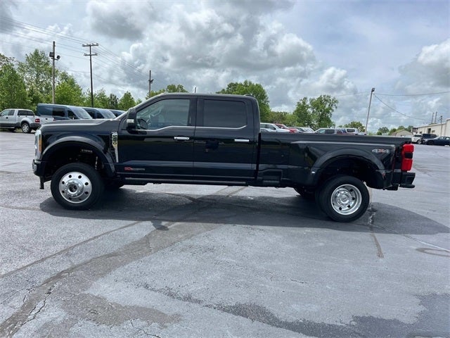 2023 Ford F-450SD Limited DRW